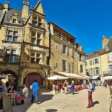 Les Cacalous Dom wakacyjny Sarlat-la-Canéda
